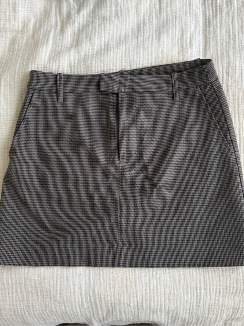 Gap Plaid Grey Mini Skirt - NWT